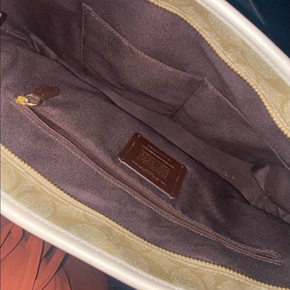 Coach Tote - Picture 5 of 5